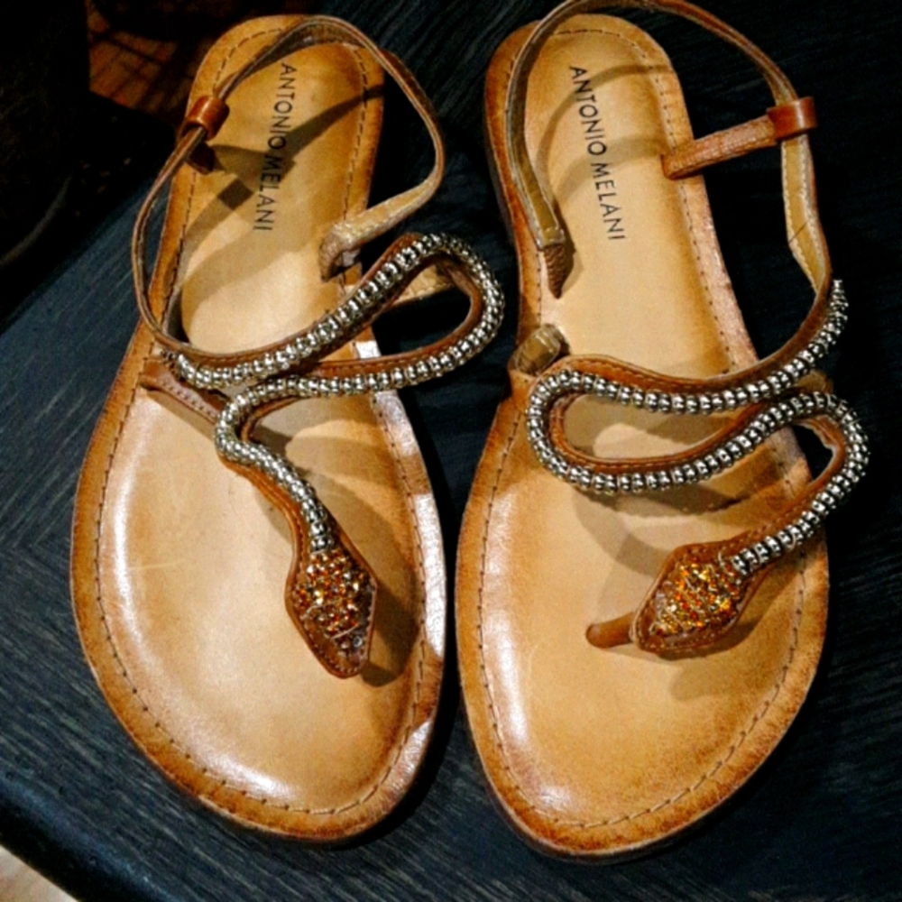Awesome snake sandal